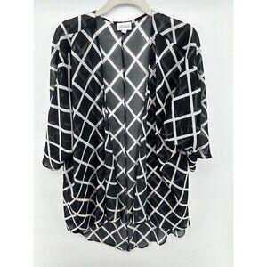 Black And White sheer LulaRoe “Lindsey” women’s kimono Size M